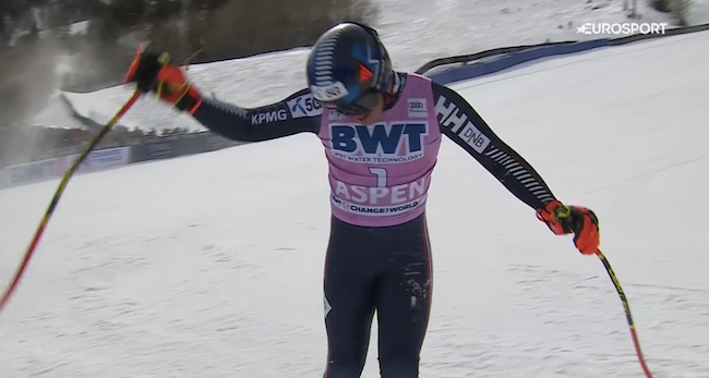 ����� ����