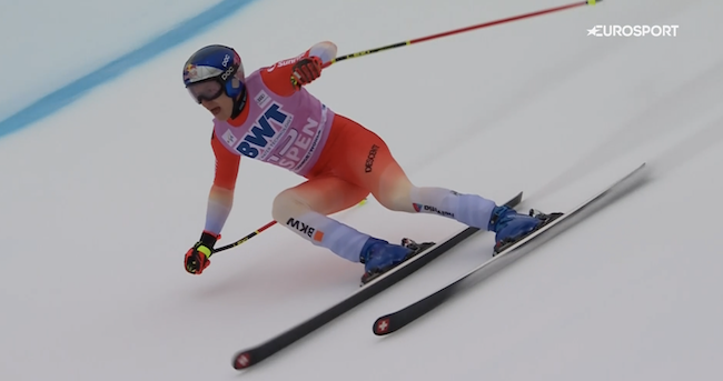 ����� ����