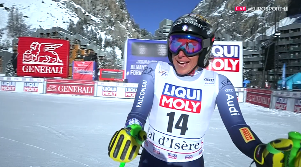 ����� ����