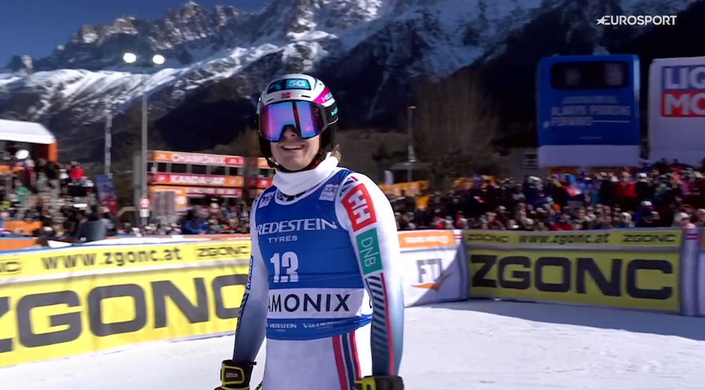 ����� ����