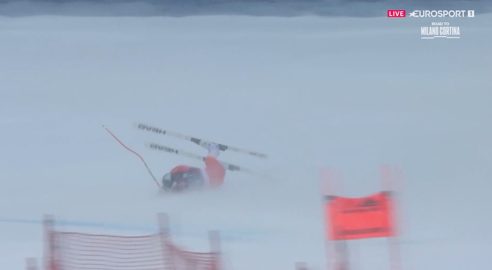 ����� ����