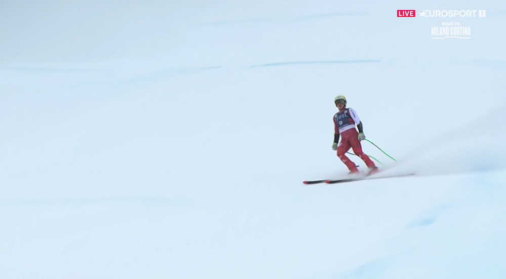 ����� ����