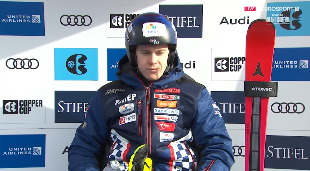 ����� ����