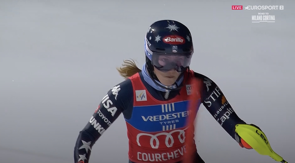 ����� ����