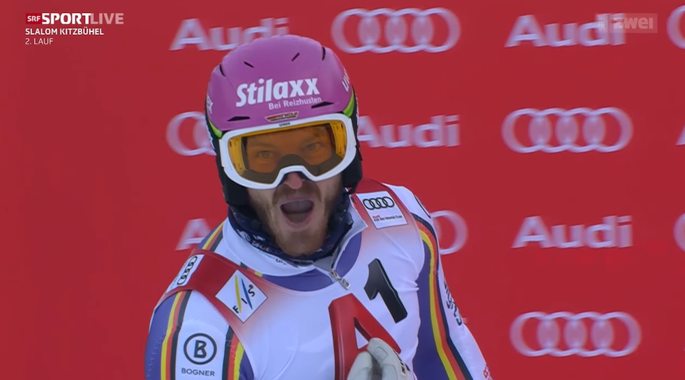 ����� ����