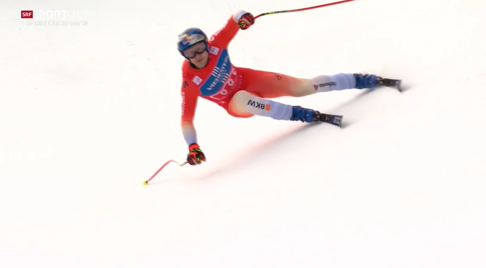 ����� ����