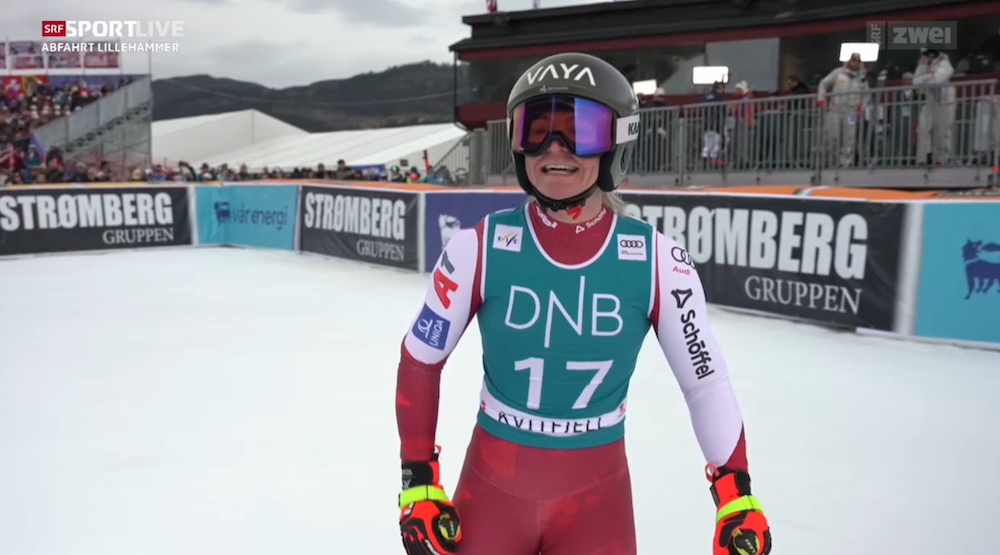 ����� ����