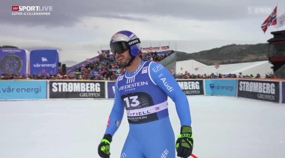 ����� ����