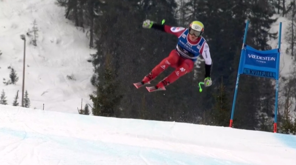 ����� ����