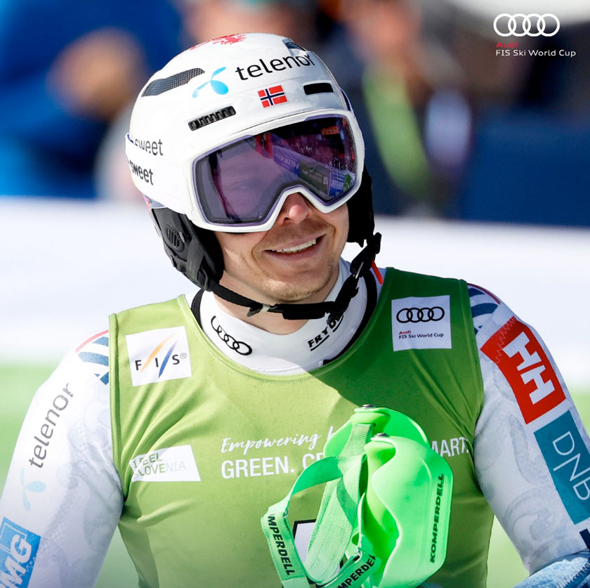 ����� ����