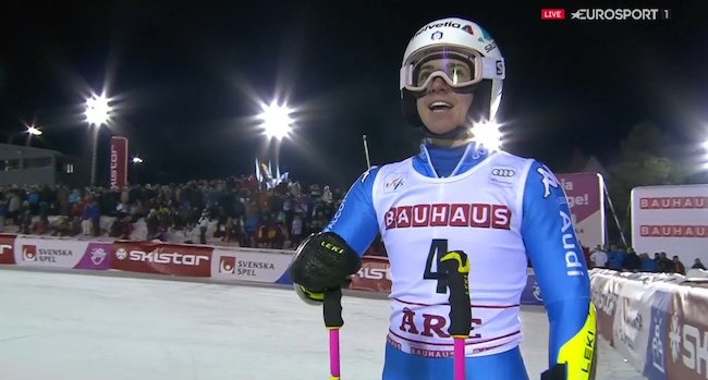 ����� ����