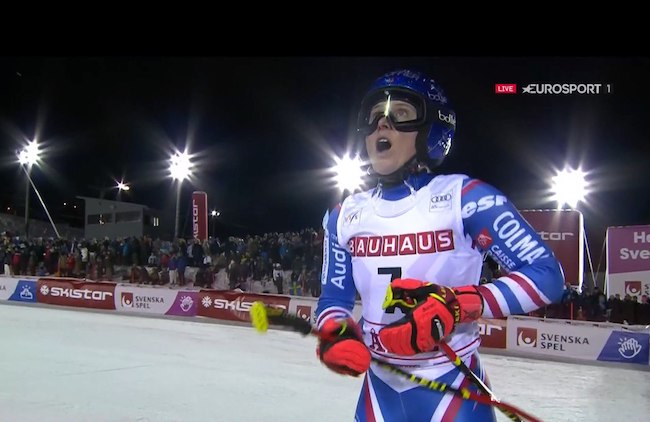 ����� ����