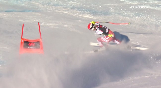 ����� ����